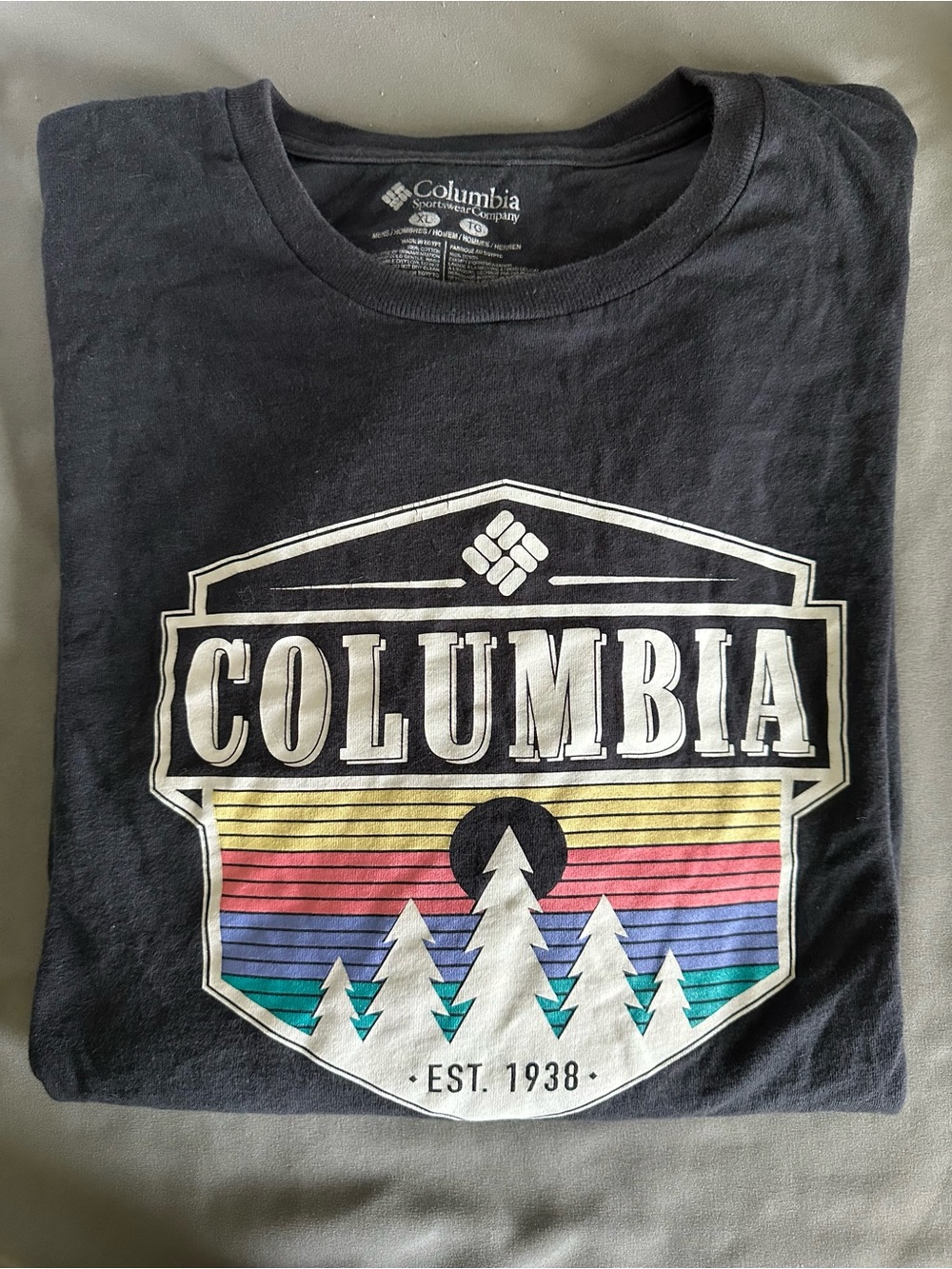 Columbia Men's XL Long Sleeve Graphic T-Shirt Black Sunset Trees Est 1938